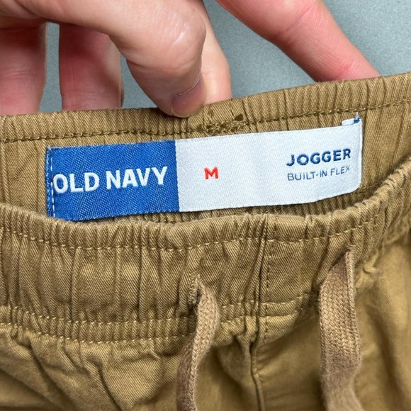 OLD NAVY tan beige khaki jogger shorts - Picture 3 of 3
